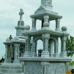 Mộ đá công giáo NB 03