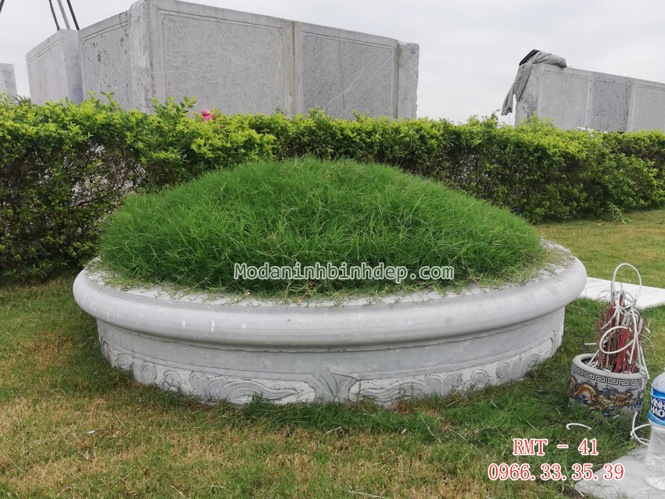 Mẫu mộ tròn bằng đá xanh khối