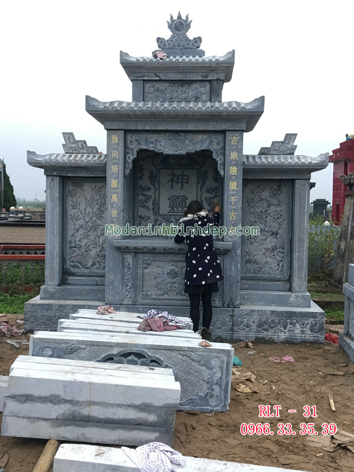 Mẫu lăng thờ đá khối